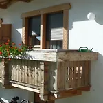 Haus Margreth Apartamento *