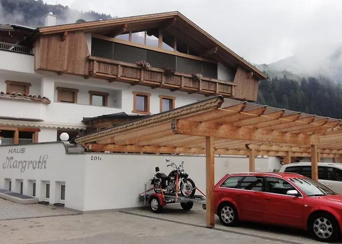 Haus Margreth Apartman *