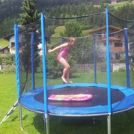 豪斯马格蕾丝公寓 *